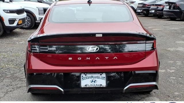 2025 Hyundai SONATA SEL