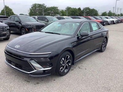 Photo of a 2025 Hyundai Sonata SEL 4DR Sedan for sale