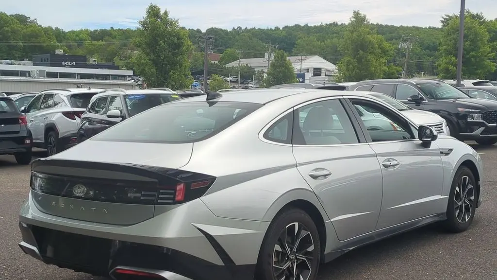 2025 Hyundai SONATA SEL