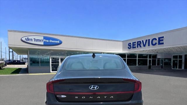 2022 Hyundai SONATA SEL