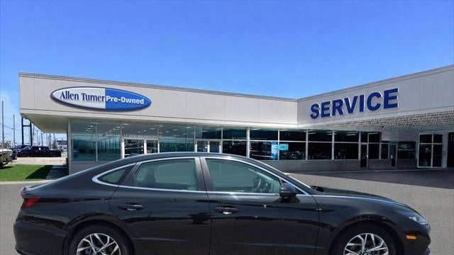 2022 Hyundai SONATA SEL
