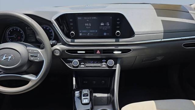 2022 Hyundai SONATA SEL