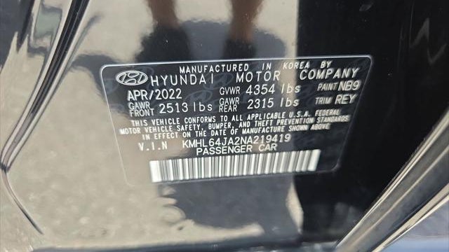 2022 Hyundai SONATA SEL