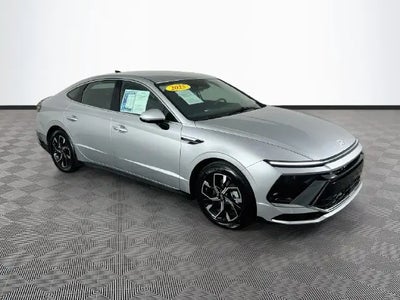 2025 Hyundai Sonata SEL 4DR Sedan