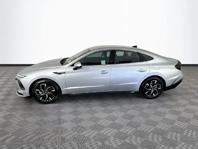 2025 Hyundai Sonata - $21,800