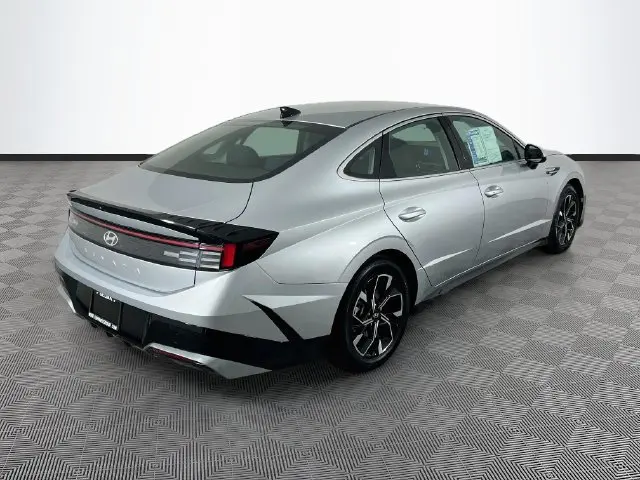 2025 Hyundai Sonata - $21,800
