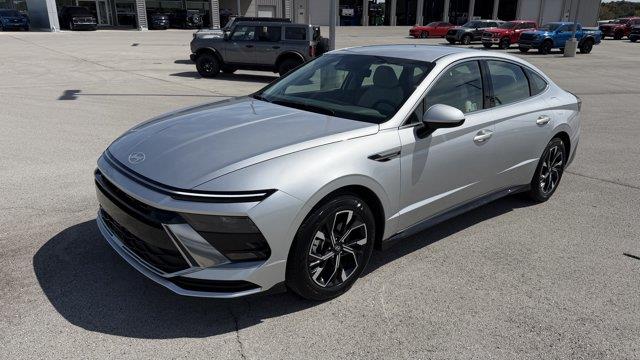 2025 Hyundai Sonata - $24,900