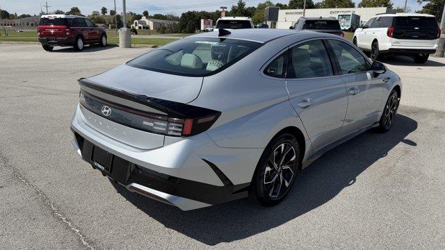 2025 Hyundai Sonata - $24,900
