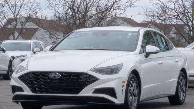 2022 Hyundai SONATA SEL
