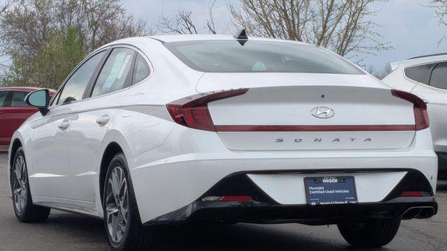2022 Hyundai SONATA SEL