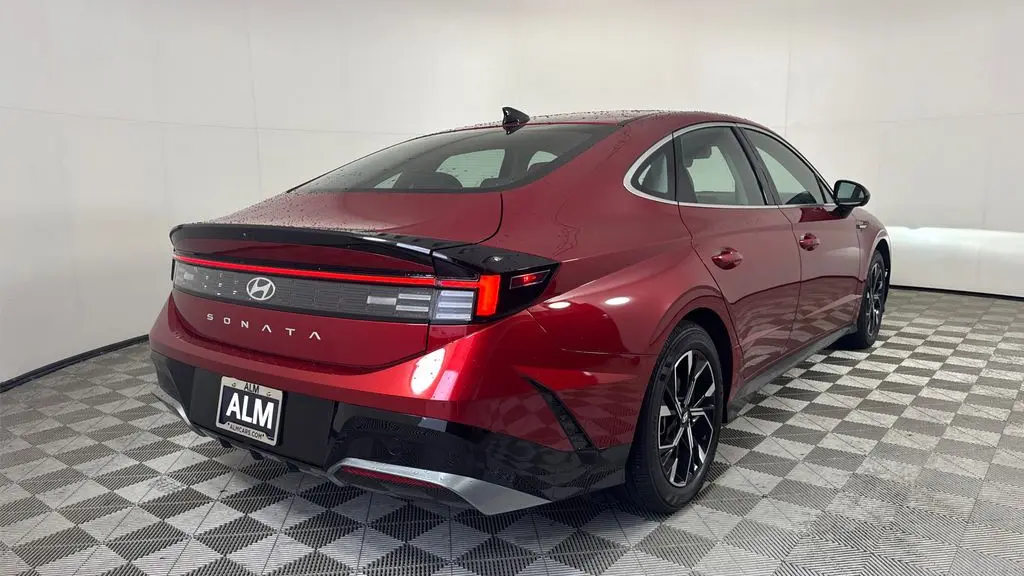 2025 Hyundai SONATA SEL