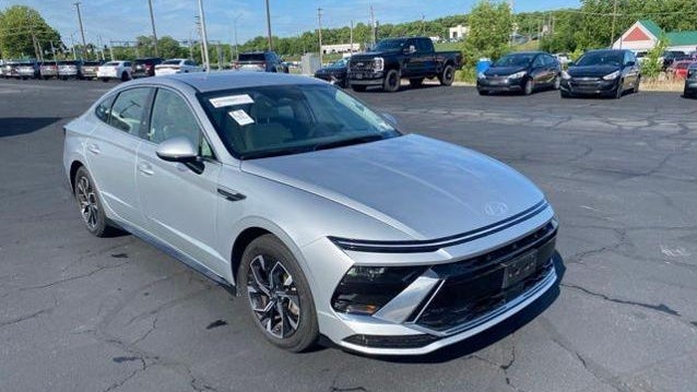 2025 Hyundai SONATA SEL