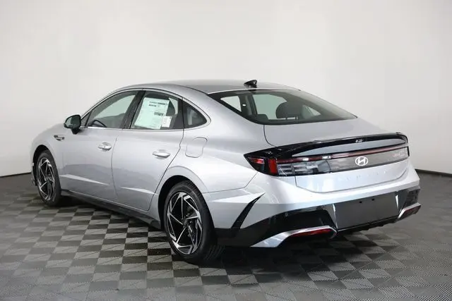 2026 Hyundai Sonata - $25,020