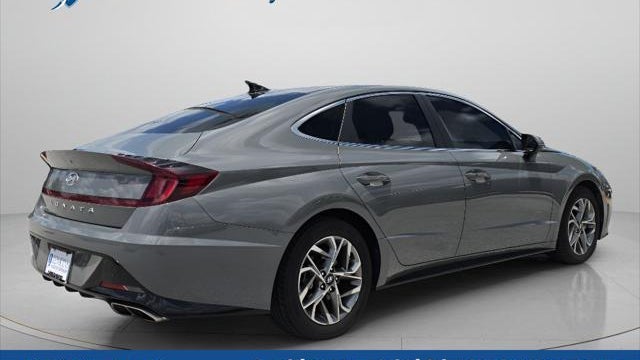 2022 Hyundai SONATA SEL