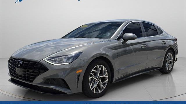 2022 Hyundai SONATA SEL