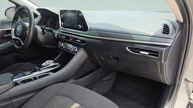 2022 Hyundai SONATA SEL