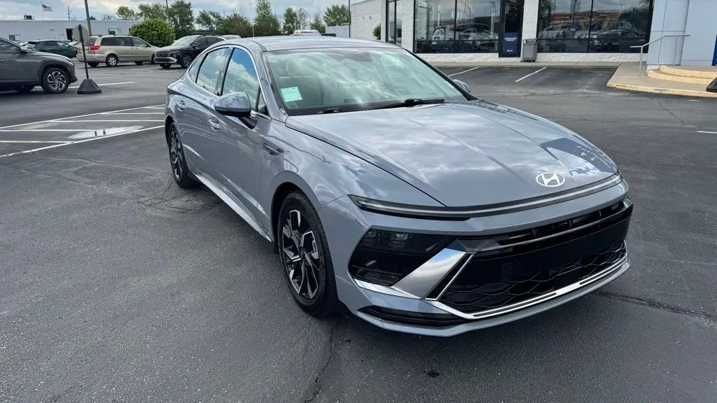 Preowned 2024 Hyundai SONATA SEL for Sale