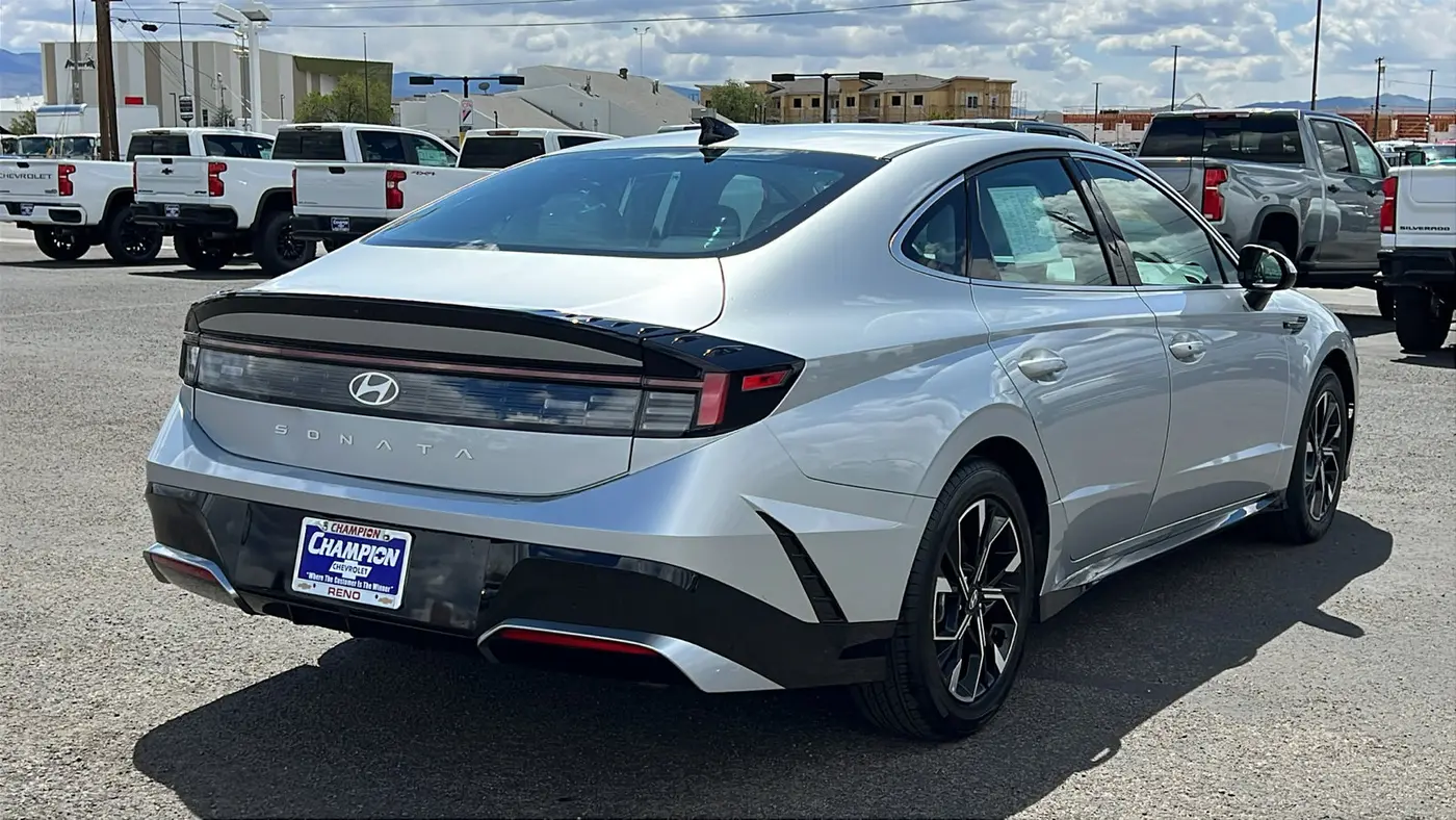 2025 Hyundai SONATA SEL