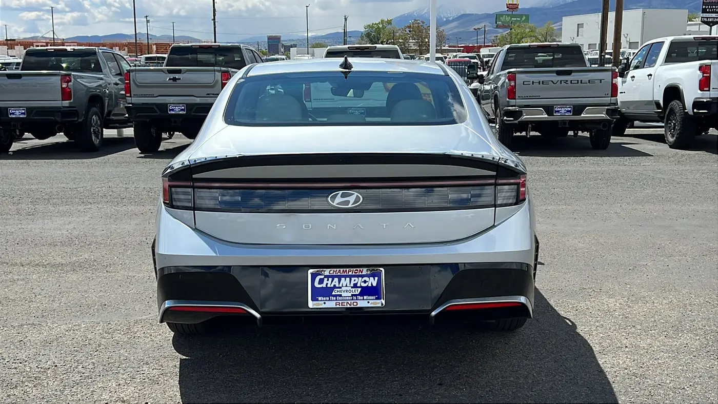 2025 Hyundai SONATA SEL