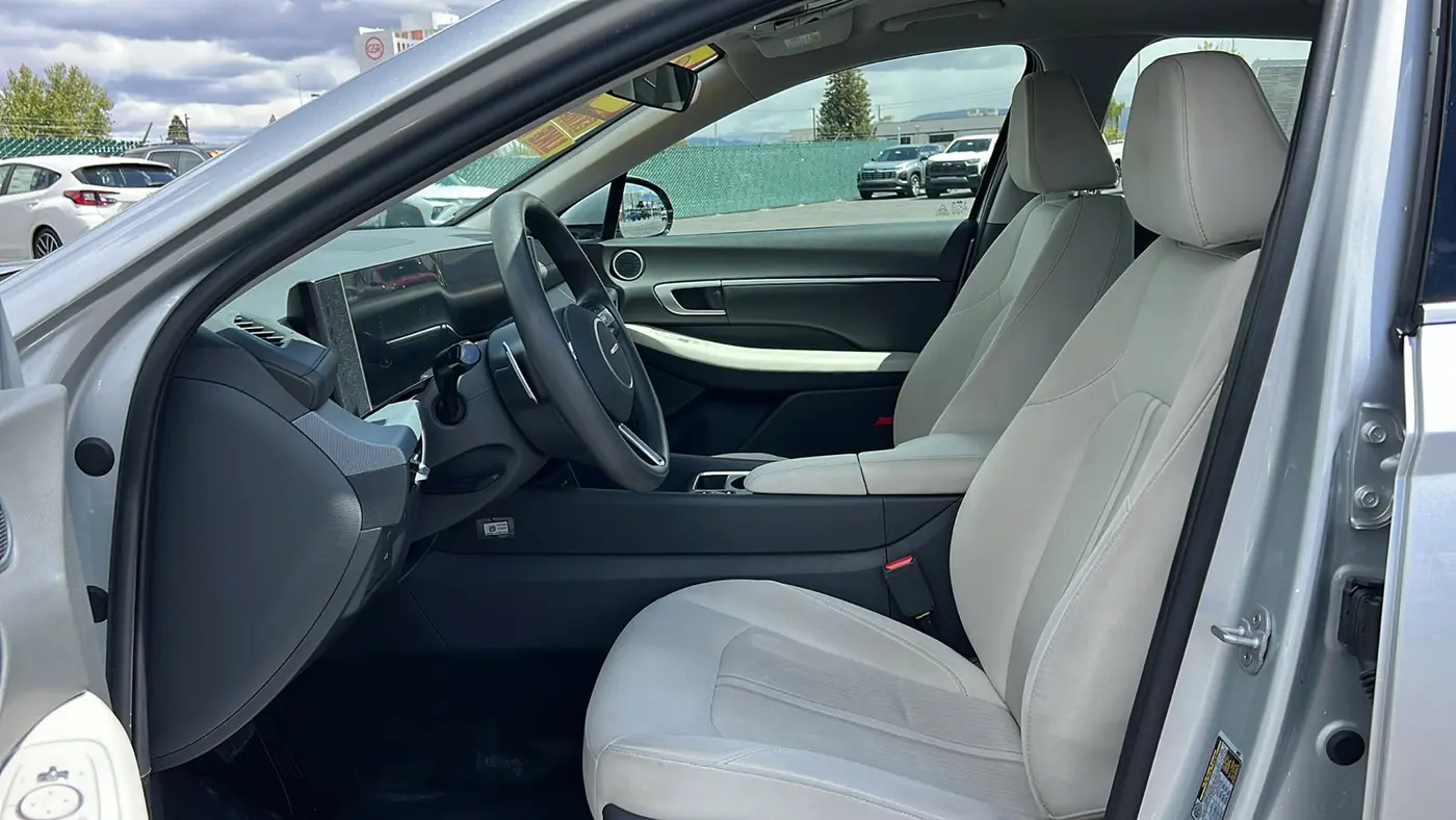 2025 Hyundai SONATA SEL