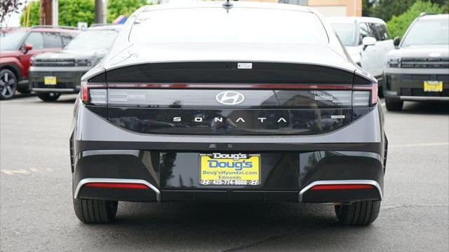 2025 Hyundai SONATA SEL