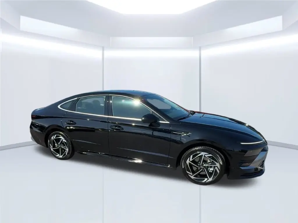 2026 Hyundai Sonata - $24,977
