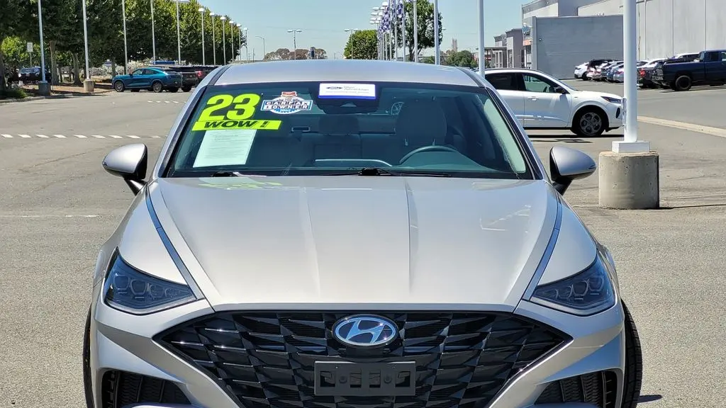 2023 Hyundai SONATA SEL