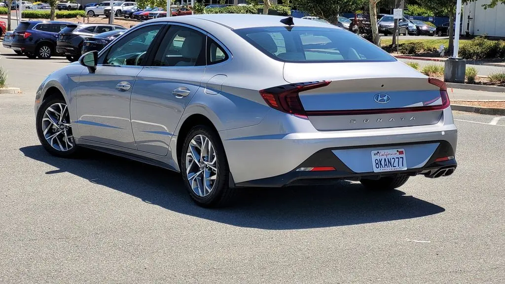 2023 Hyundai SONATA SEL
