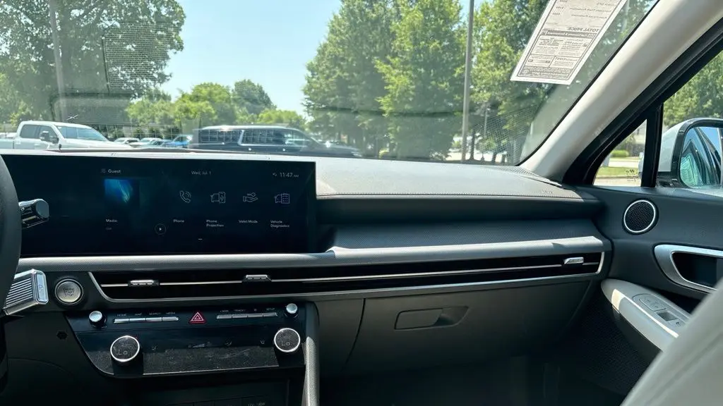 2025 Hyundai SONATA SEL