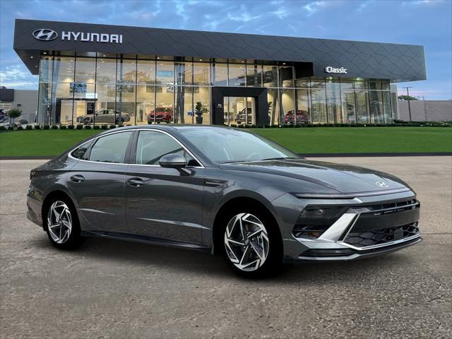 2026 Hyundai Sonata - $30,443