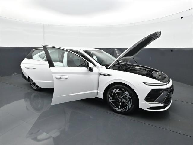2026 Hyundai Sonata - $25,998
