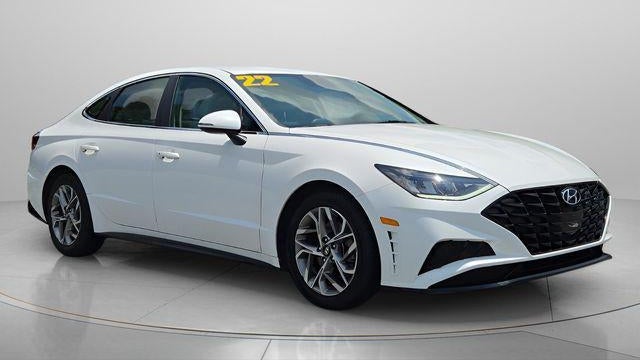 2022 Hyundai SONATA SEL