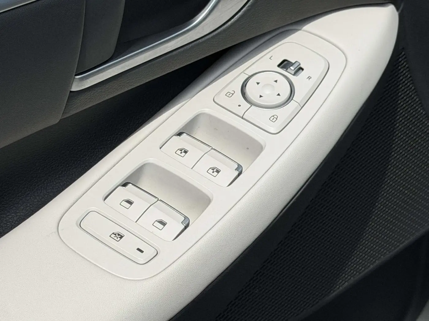 2025 Hyundai Sonata - $25,348