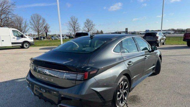 2025 Hyundai SONATA SEL