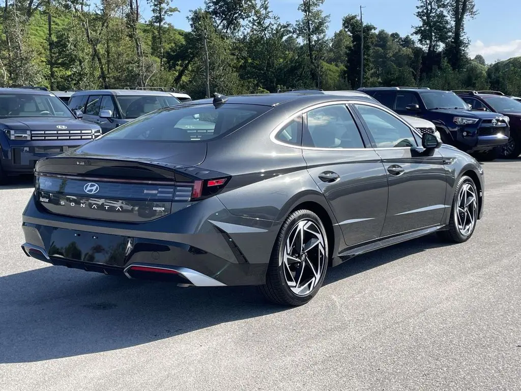 2026 Hyundai Sonata - $32,300