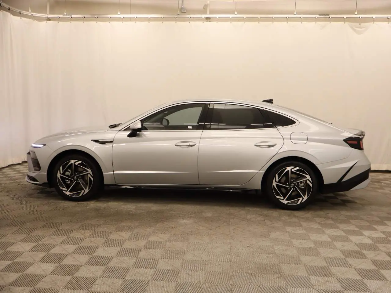 2026 Hyundai Sonata - $25,237
