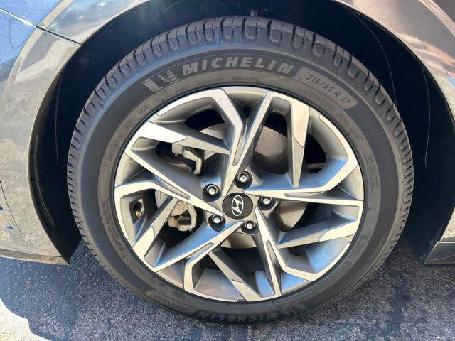2023 Hyundai Sonata - $17,995