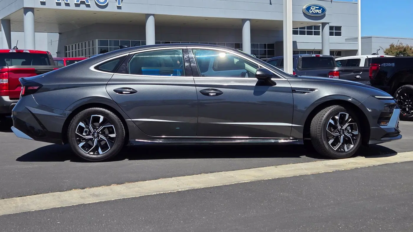 2024 Hyundai SONATA SEL