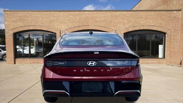 2025 Hyundai SONATA SEL