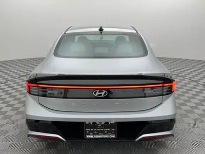 2025 Hyundai Sonata SEL 4DR Sedan