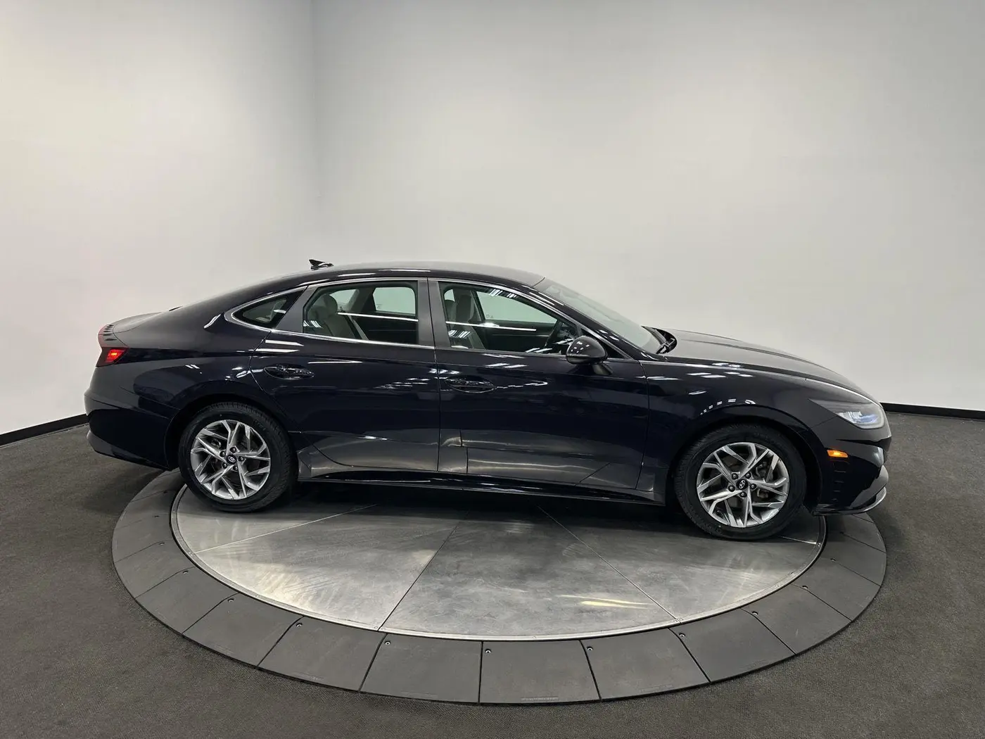 2023 Hyundai Sonata - $17,999