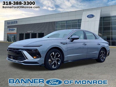 Photo of a 2024 Hyundai Sonata SEL 4DR Sedan for sale