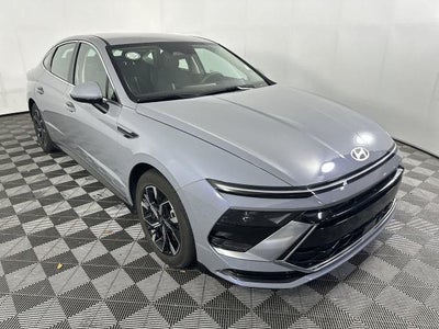 2025 Hyundai Sonata SEL 4DR Sedan