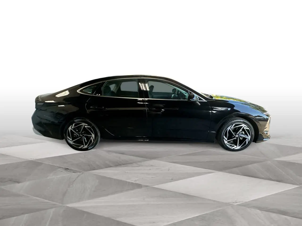 2026 Hyundai Sonata - $25,428