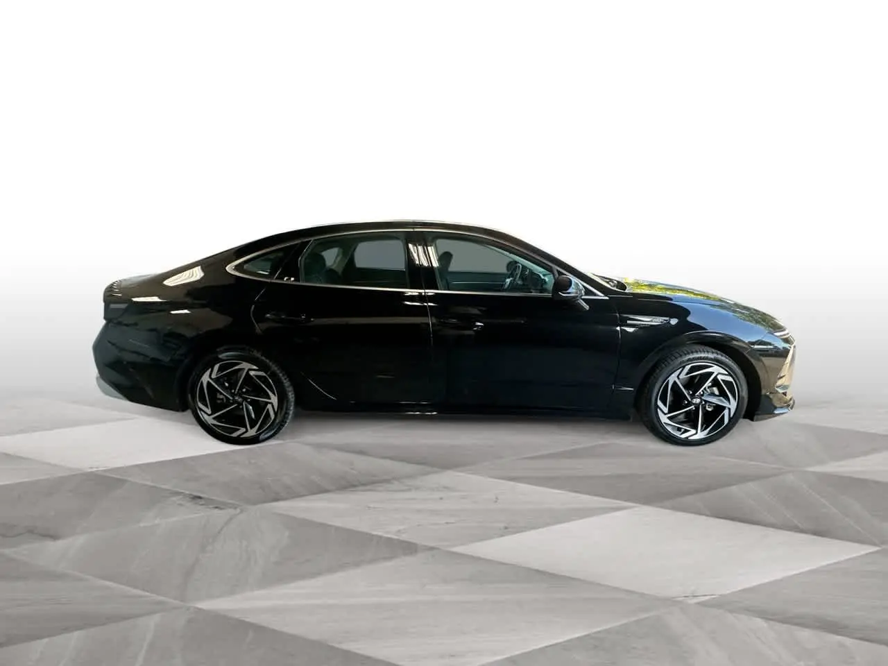 2026 Hyundai Sonata - $25,628