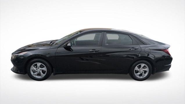 2023 Hyundai ELANTRA SE