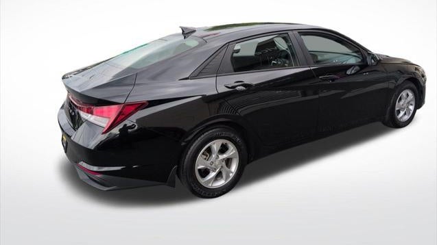 2023 Hyundai ELANTRA SE