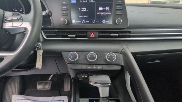 2023 Hyundai ELANTRA SE