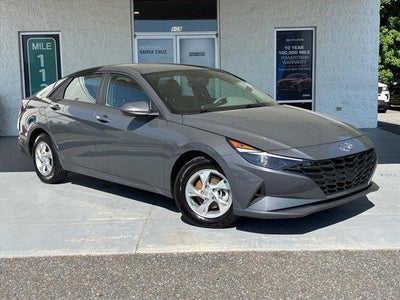 Photo of a 2023 Hyundai Elantra SE 4DR Sedan for sale