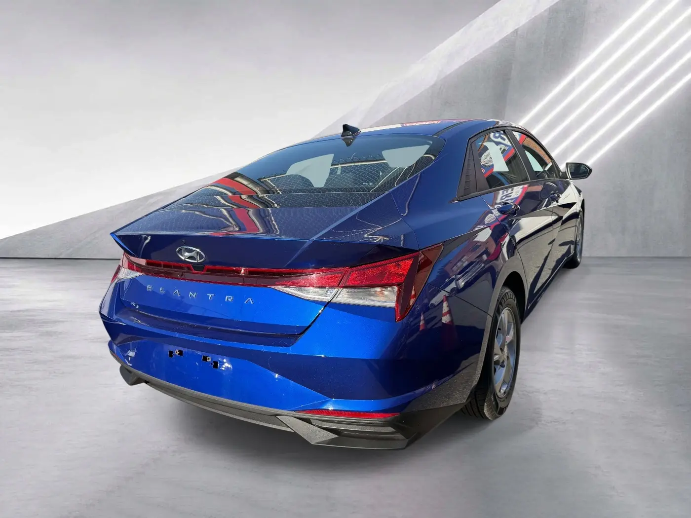 2023 Hyundai Elantra - $15,348